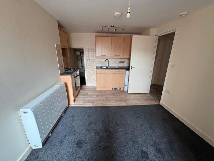 1 Bedroom Property To Rent In Flat, High Street, MK40