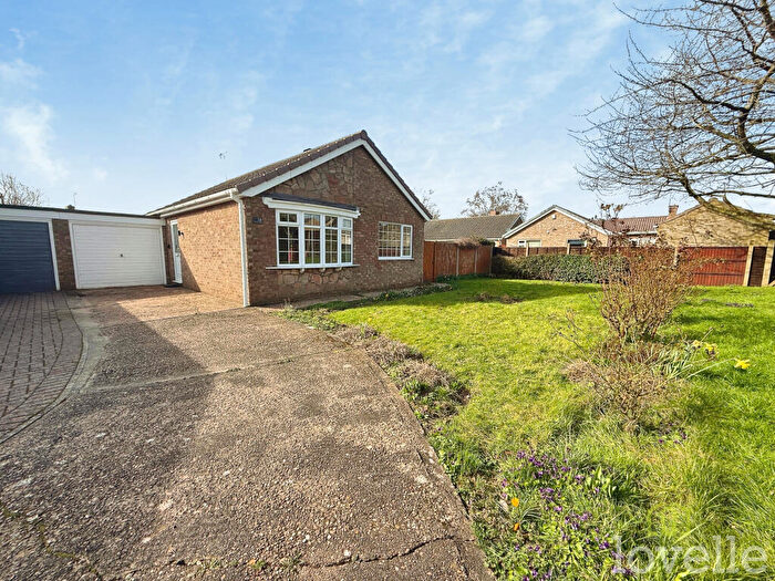 2 Bedroom Bungalow To Rent In Conway Drive, North Hykeham, LN6