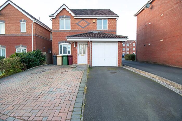 3 Bedroom Detached House To Rent In Pear Tree Drive, Farnworth, Bolton, BL4
