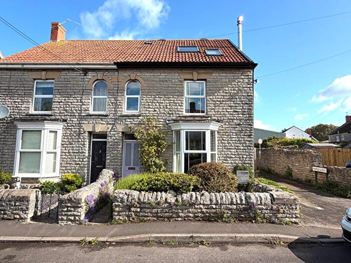 3 Bedroom End Of Terrace House For Sale In Silver Road, Street, BA16