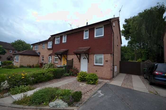 2 Bedroom Semi-Detached House To Rent In Dean Close, Wollaton, Nottingham, NG8