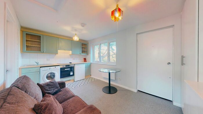 1 Bedroom Flat To Rent In Beardsley Way, London, W3