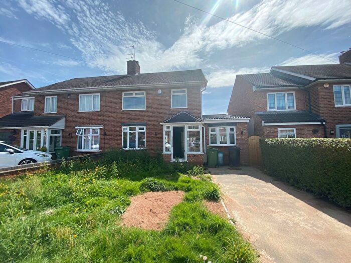 3 Bedroom Property To Rent In Bourne Avenue, Halesowen, B62