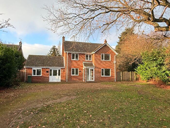 4 Bedroom Detached House To Rent In Station Road, Eccles, NR16