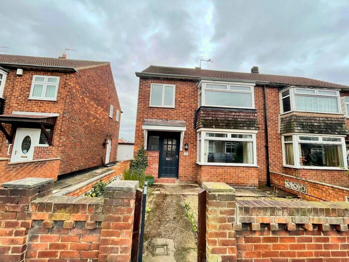 3 Bedroom Semi-Detached House To Rent In Zetland Road, Hartlepool, TS26