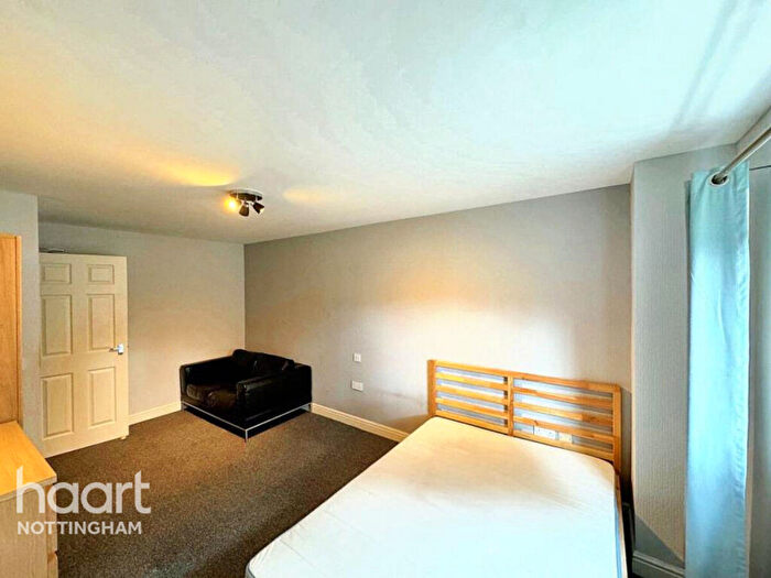 2 Bedroom Apartment To Rent In Woodborough Road, Nottingham, NG3