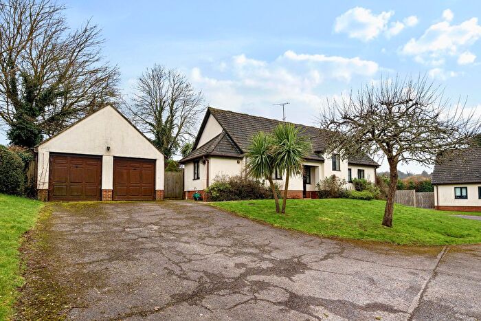 3 Bedroom Chalet For Sale In Colesmore, Milverton, Taunton, TA4