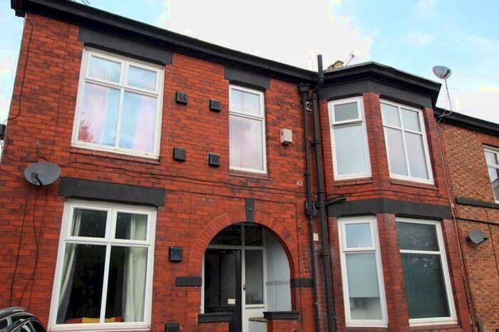 1 Bedroom Flat To Rent In Chester Road, Manchester, M32