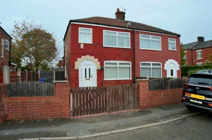 3 Bedroom Semi-Detached House To Rent In Franton Road, Clayton, Manchester, M11