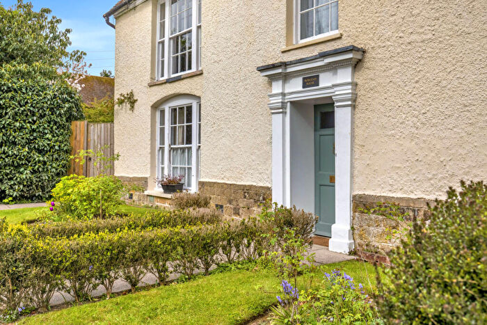1 Bedroom Apartment For Sale In North Street, Midhurst, GU29
