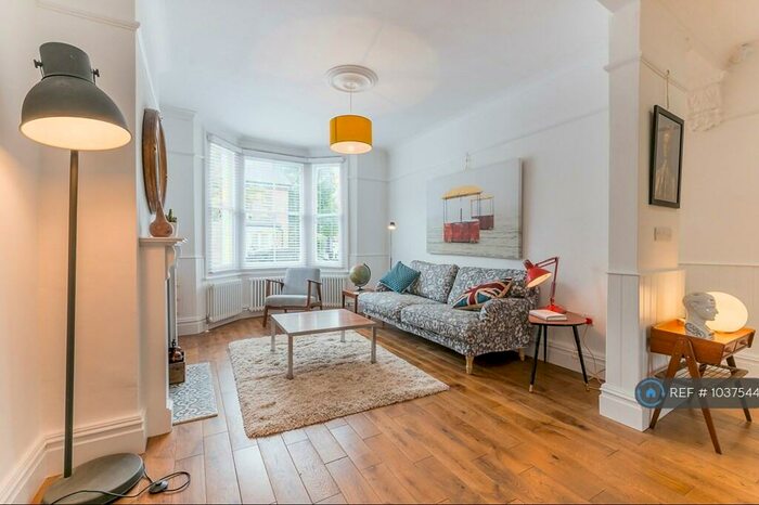 3 Bedroom Terraced House To Rent In Pearcefield Avenue, London, SE23
