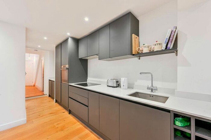 1 Bedroom Flat To Rent In Foulden Road, Stoke Newington, London, N16