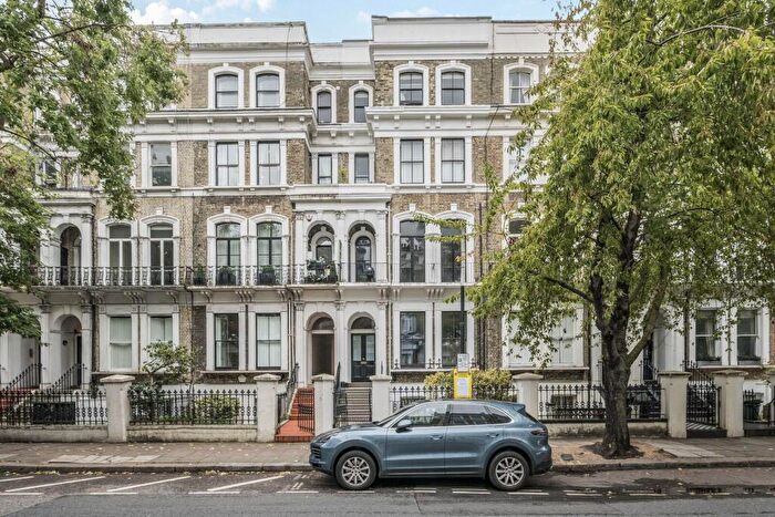 1 Bedroom Flat For Sale In Redcliffe Gardens, Chelsea, London, SW10