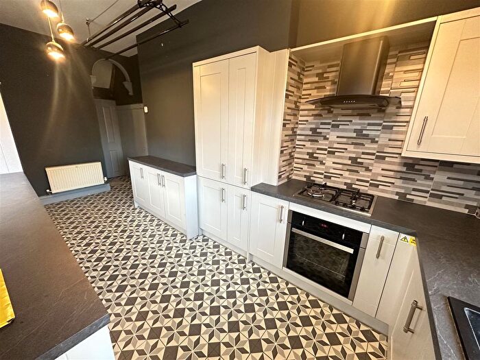 3 Bedroom Property To Rent In Nicholson Road, Balby, Doncaster, DN4