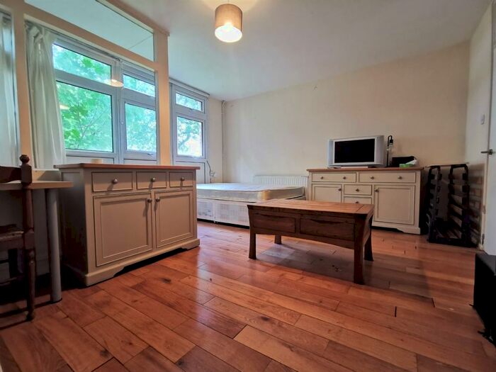 3 Bedroom Flat To Rent In Hadstock House, NW1