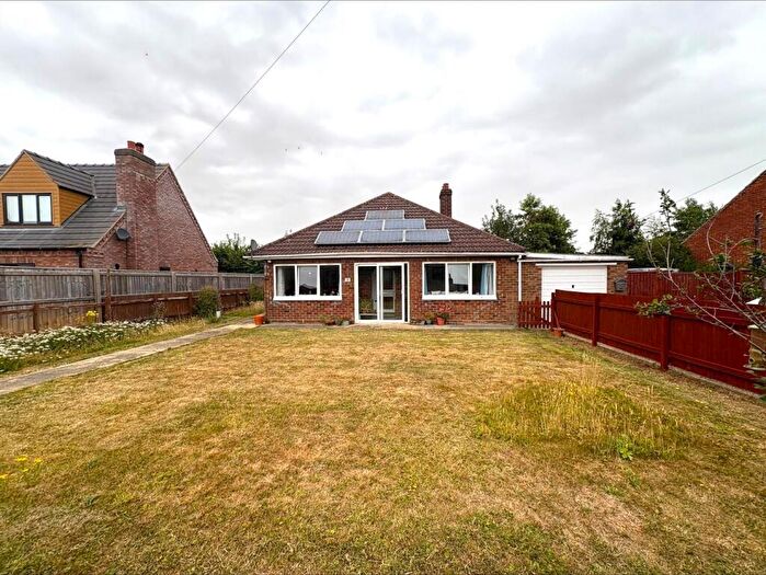 2 Bedroom Detached Bungalow For Sale In Park Row, Louth, LN11