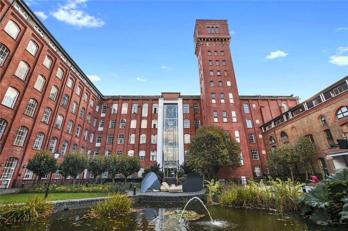1 Bedroom Flat To Rent In Lexington Building, Bow Quarter, Fairfield Road, London, E3