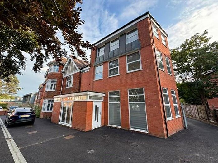 Apartment To Rent In Poole Road, Bournemouth, BH2