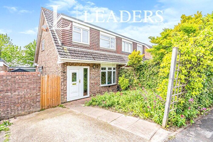 3 Bedroom Semi Detached House To Rent In Kilmiston Drive, PO16