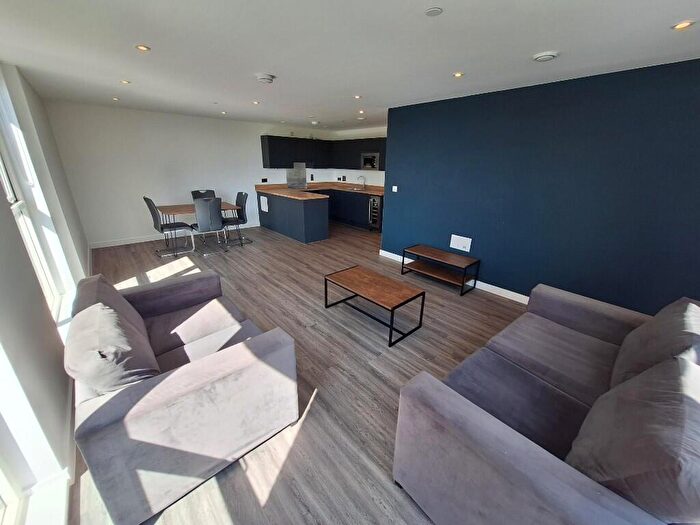 3 Bedroom Apartment To Rent In Ordsall Lane, Manchester, Greater Manchester, M5