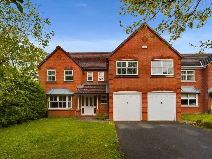 5 Bedroom Detached House For Sale In Bolton Avenue, Worcester, Worcestershire, WR4