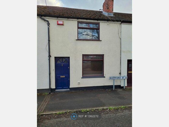 2 Bedroom Terraced House To Rent In Chapel Green Road, Wigan, WN2