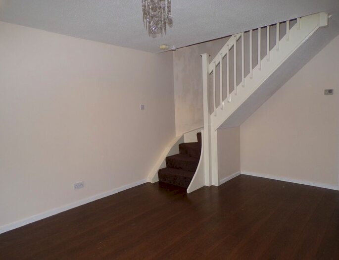 2 Bedroom Semi-Detached House To Rent In Heol Waun Wen, Swansea, SA6