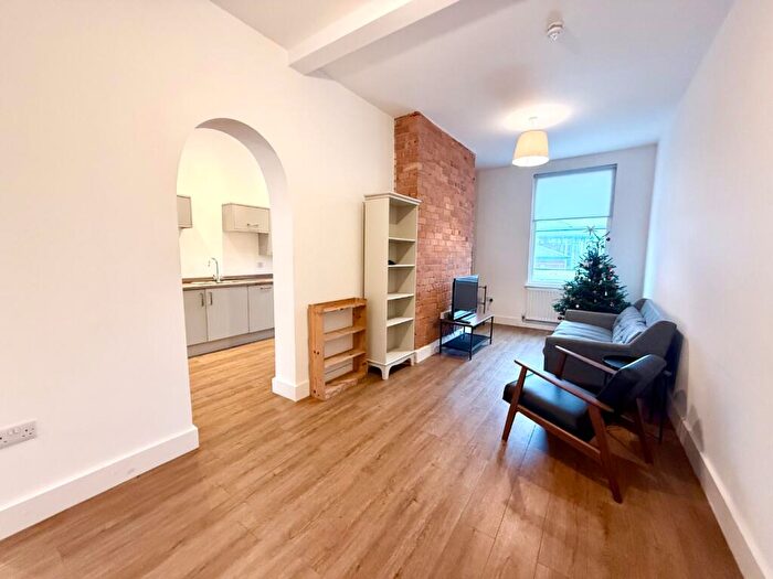 2 Bedroom Flat To Rent In The Gresham, Carrington Street, Nottingham, Nottinghamshire, NG1