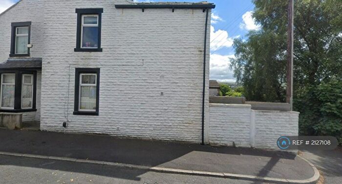 3 Bedroom End Of Terrace House To Rent In Broughton Street, Burnley, BB12