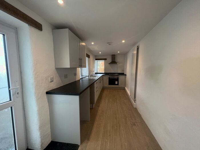 3 Bedroom Terraced House To Rent In Prospect Place, Llanelli, SA15