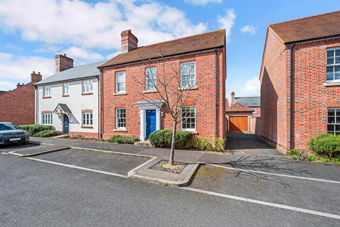 3 Bedroom Semi Detached House For Sale In Romsey, SO51