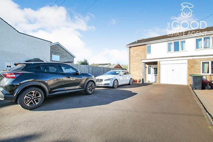 3 Bedroom Semi Detached House For Sale In Victoria Street, Ely, CB6