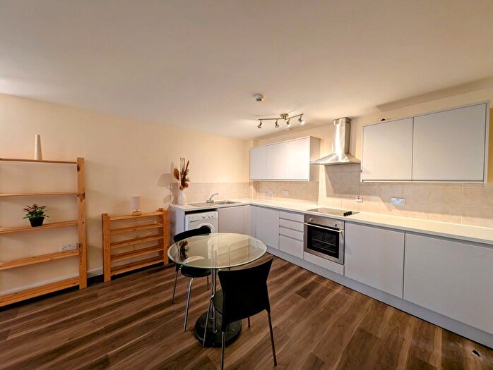 1 Bedroom Flat To Rent In The Springs, Wakefield, West Yorkshire, WF1