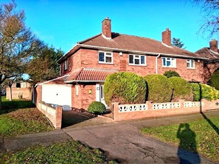 3 Bedroom Detached House To Rent In Harding Way, Cambridge, CB4