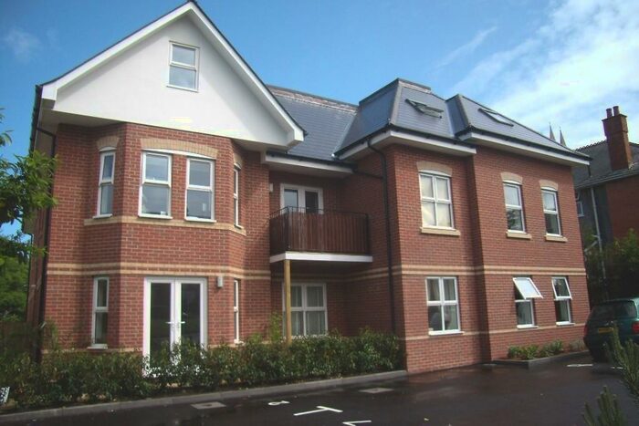 1 Bedroom Flat To Rent In Bournemouth, BH2