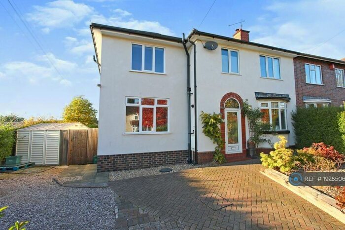 6 Bedroom Semi-Detached House To Rent In The Avenue, Stoke-On-Trent, ST4