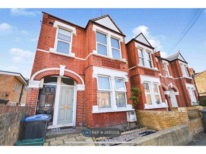 1 Bedroom Maisonette To Rent In Bridges Road, Wimbledon, SW19
