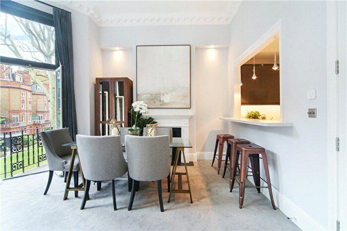 3 Bedroom Flat For Sale In Egerton Gardens, Knightsbridge, SW3