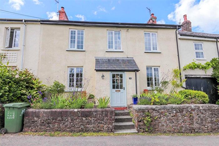 4 Bedroom Terraced House For Sale In Eggesford Road, Winkleigh, EX19