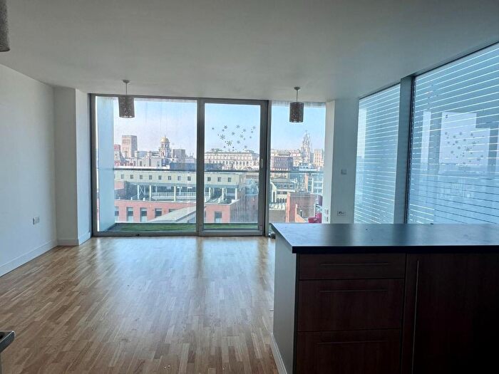 2 Bedroom Flat To Rent In Cheapside, Liverpool, L2
