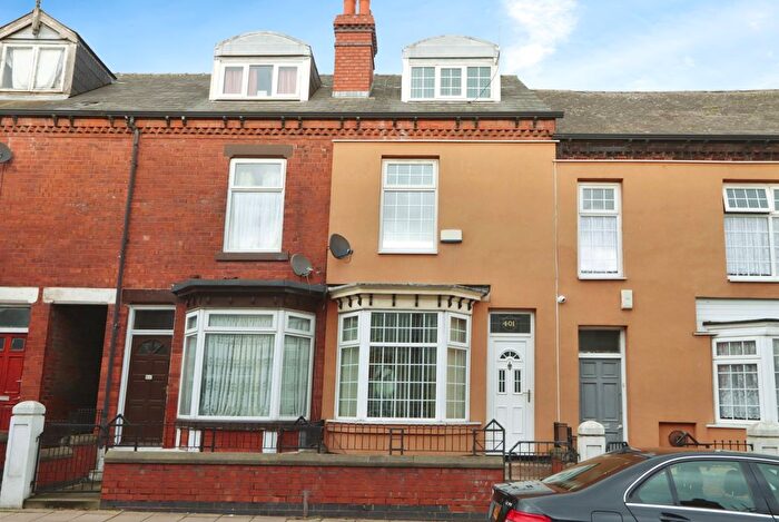4 Bedroom Terraced House For Sale In Staniforth Road, Sheffield, South Yorkshire, S9