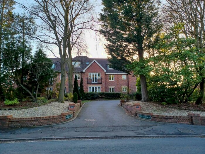 2 Bedroom Apartment To Rent In Warwick Road, Solihull, B91