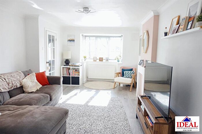 3 Bedroom Detached House For Sale In Clarks Court, Adwick-Le-Street, Doncaster, DN6