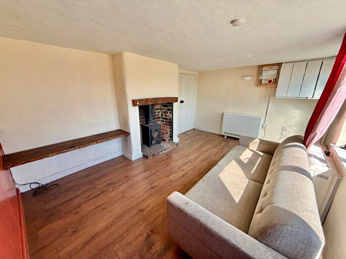 2 Bedroom Detached House For Sale In The Green, Braunston, NN11