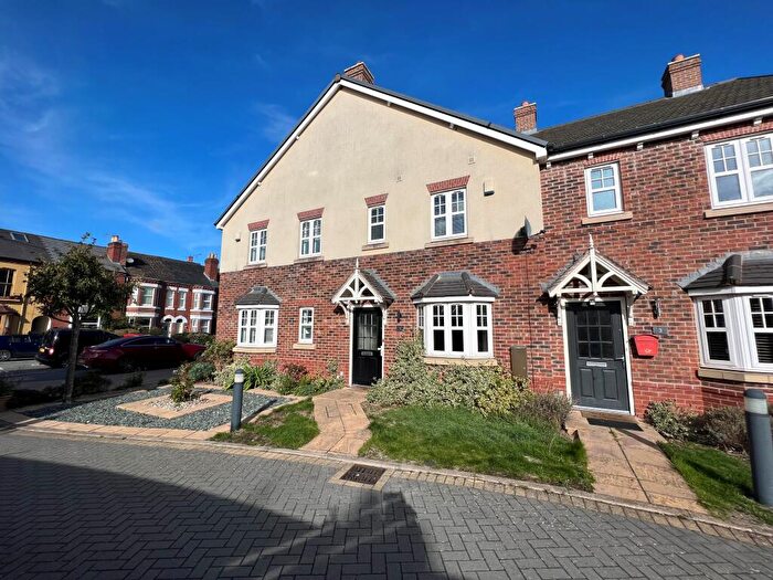 3 Bedroom House To Rent In Bell Walk, Earlsdon, CV5