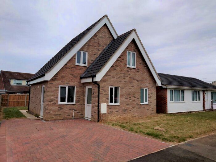 3 Bedroom House To Rent In Bishops Croft, Barningham, IP31