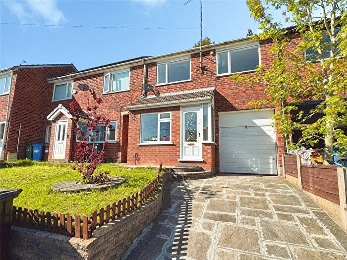 2 Bedroom Terraced House To Rent In Craig Close, Heaton Norris, Stockport, SK4