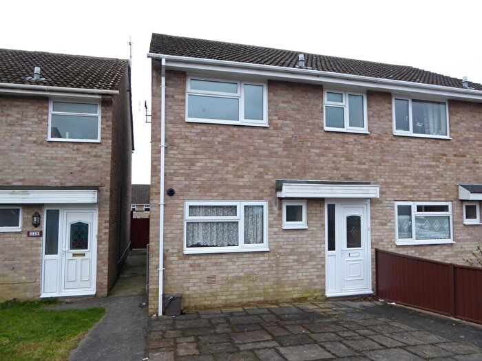 3 Bedroom Semi-Detached House To Rent In Lower Fairmead Road, Yeovil, BA21