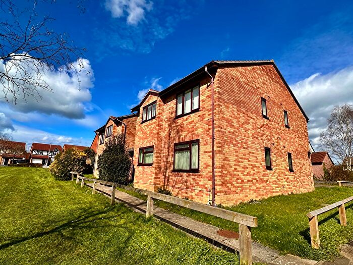 1 Bedroom Flat For Sale In Apseleys Mead, Bradley Stoke, BS32