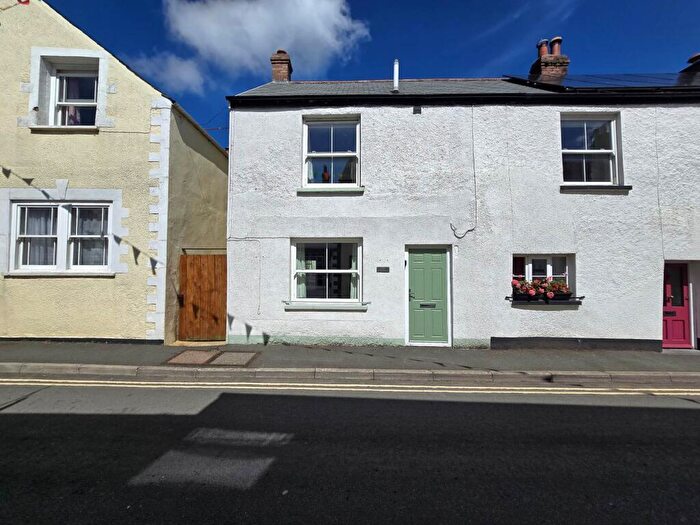 2 Bedroom Cottage For Sale In Fore Street, Hartland, EX39